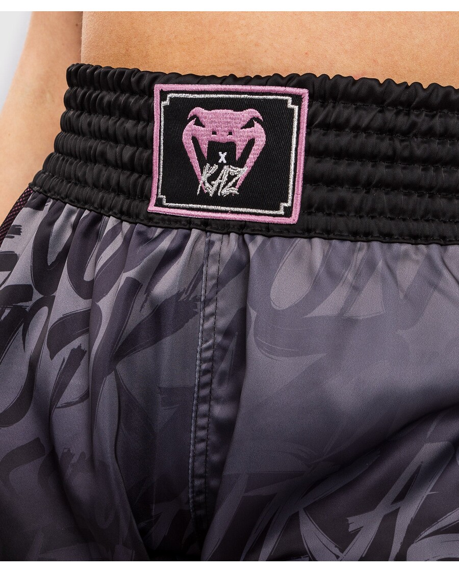 شورت Venum X Kaz Muay Thai - أسود
