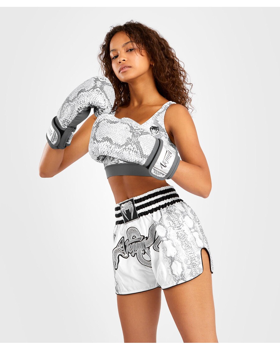 فينوم وايت ثعبان قصير مواي تاي للنساء - ابيض