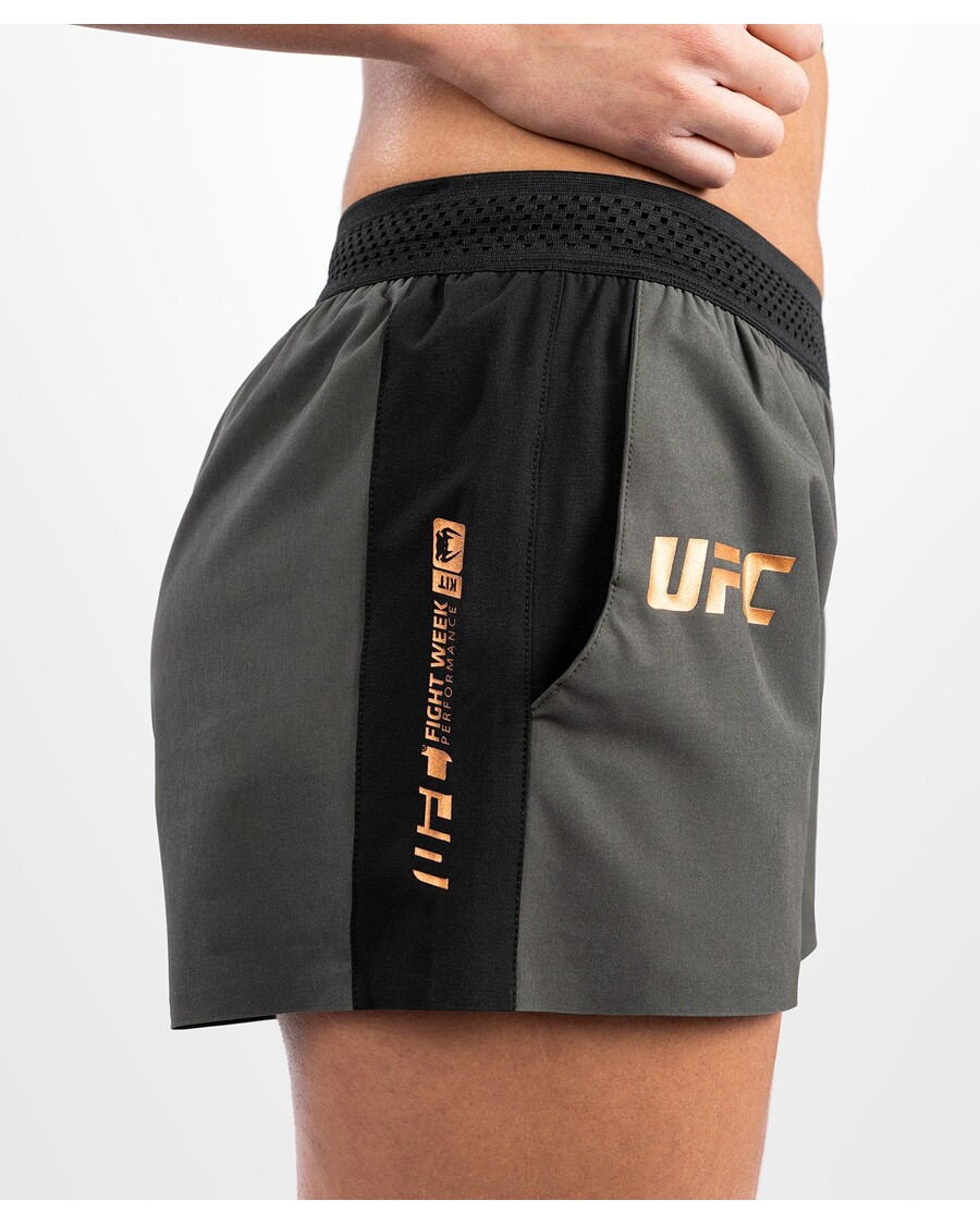 Ufc Adrenaline By Venum Fight Week Naiste Esitus Lühike - Khaki