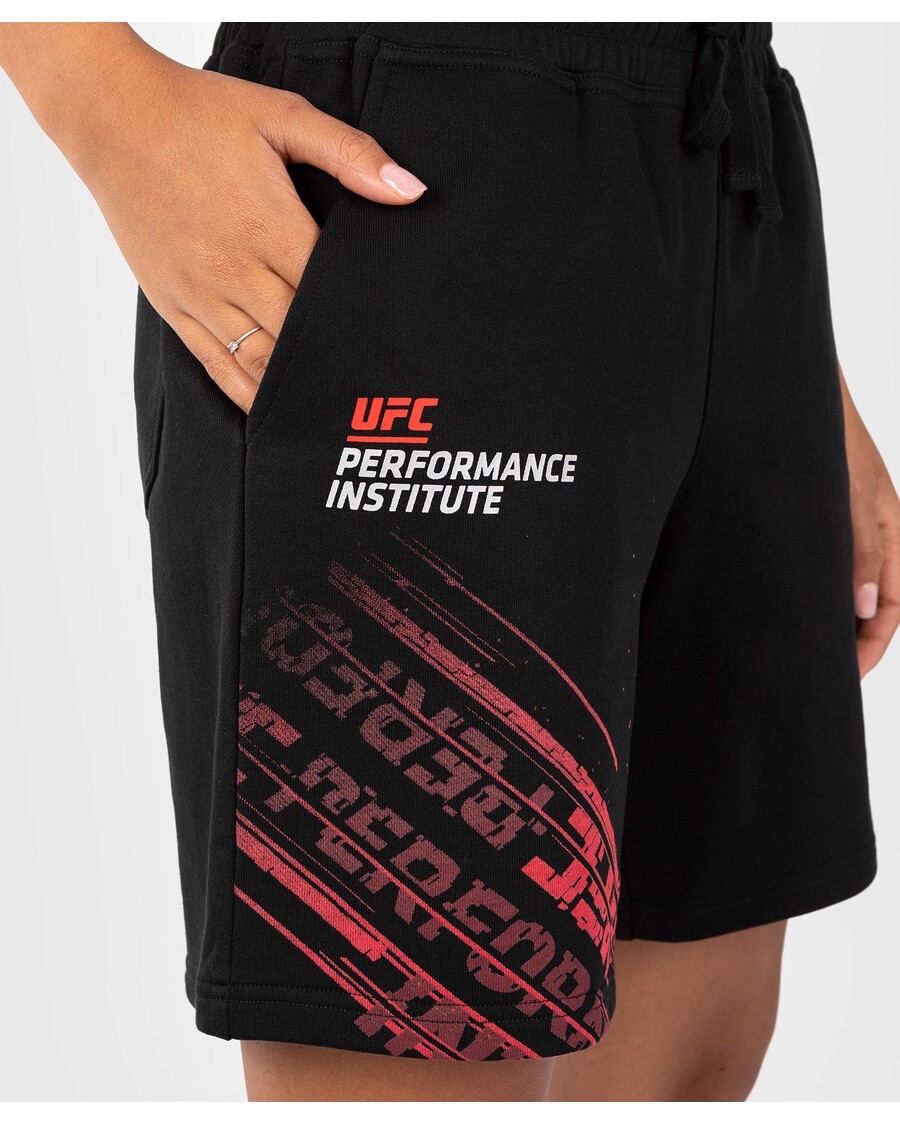 Ufc Venum Performance Institute 2.0 כותנה קצר - שחור/אדום