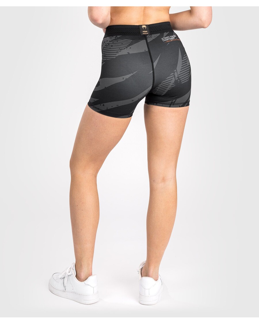 UFC Adrenaline By Venum Fight Week للسيدات قصير فالي تودو - مموه حضري