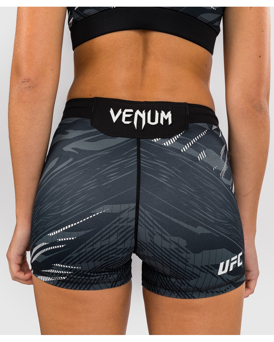 Ufc Fusion By Venum Autentisk Fight Night Dame Vale Tudo Kort - Kort Pasform - Sort