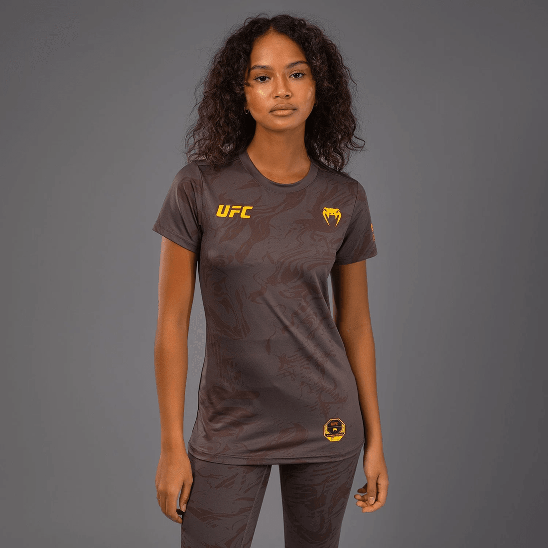 UFC Fusion by Venum Fight Week Women’s Dry-Tech T-Shirt - Earthen Brown