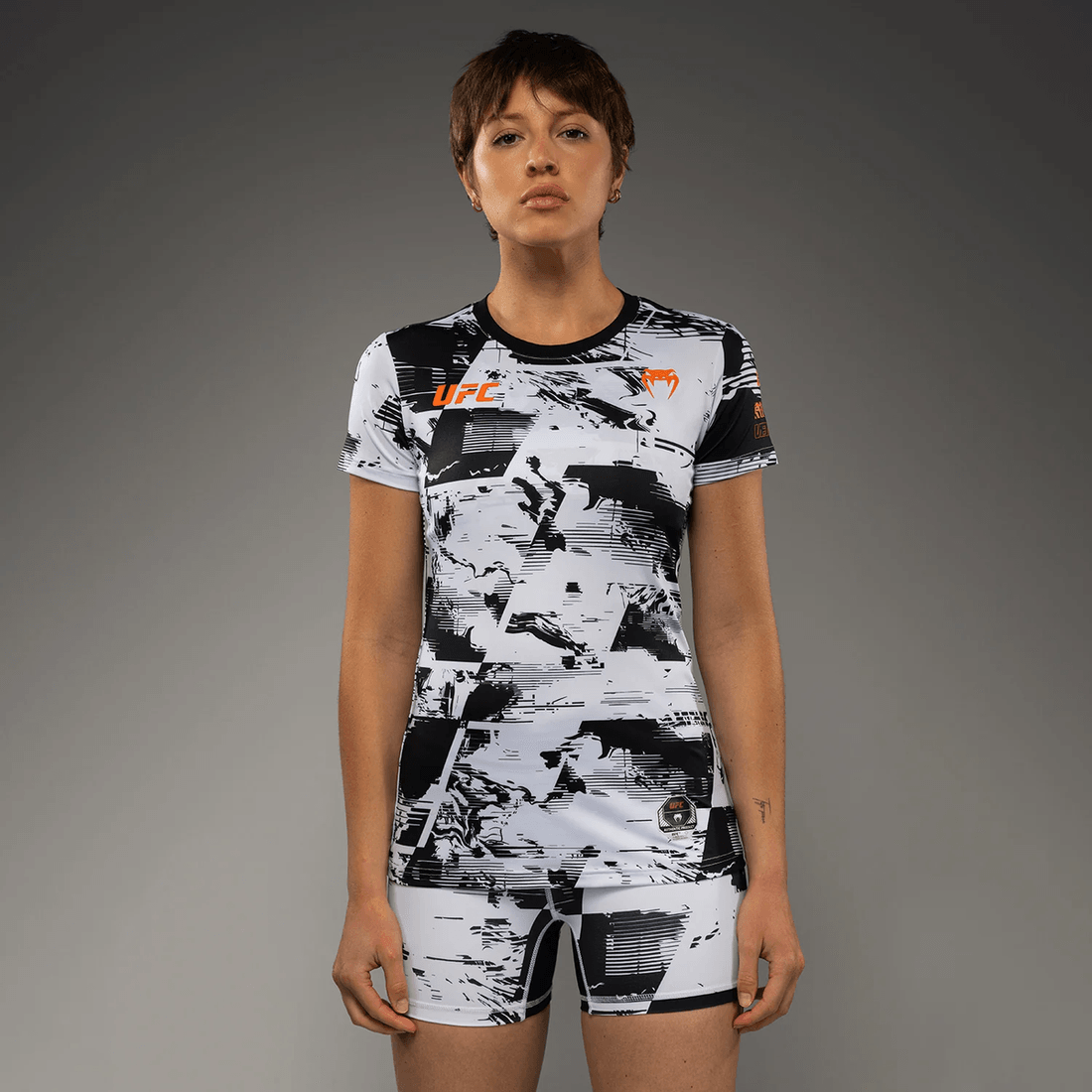 Women’s UFC Zenith by Venum White Authentic Fight Week Performance Short Sleeve T-Shirt