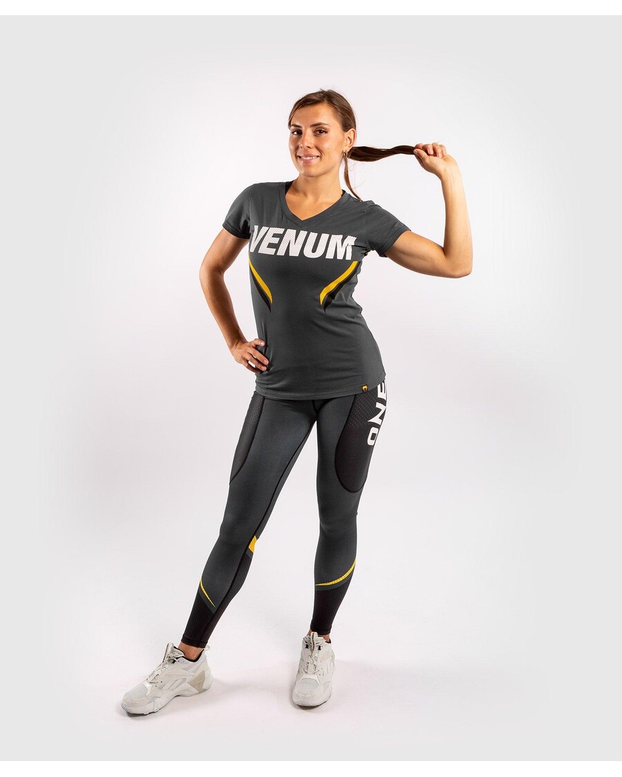 חולצת טי Venum One Fc Impact - לנשים - אפור/צהוב