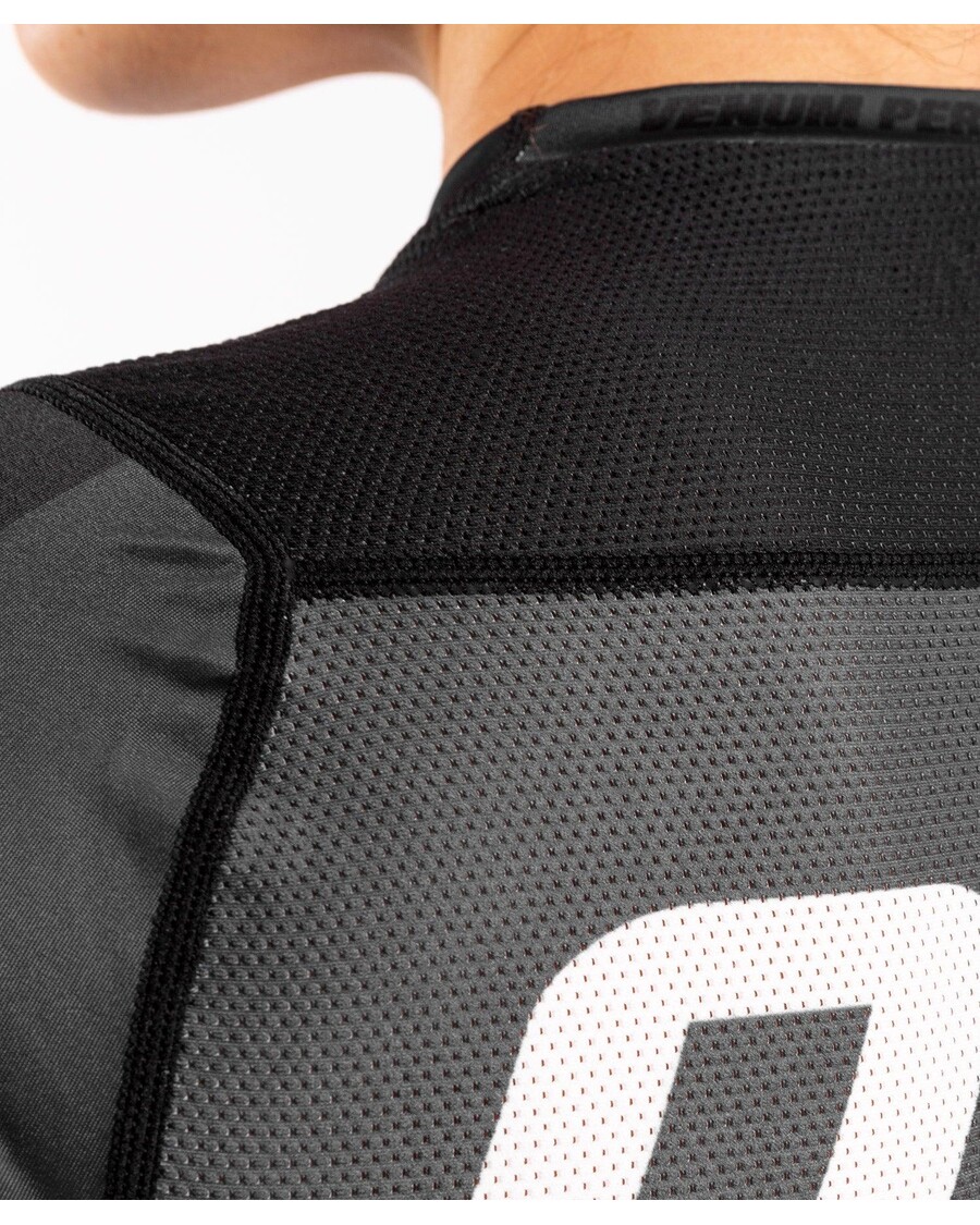 Venum ONE FC Impact Rashguard - short sleeves - for women - Grey/Yellow