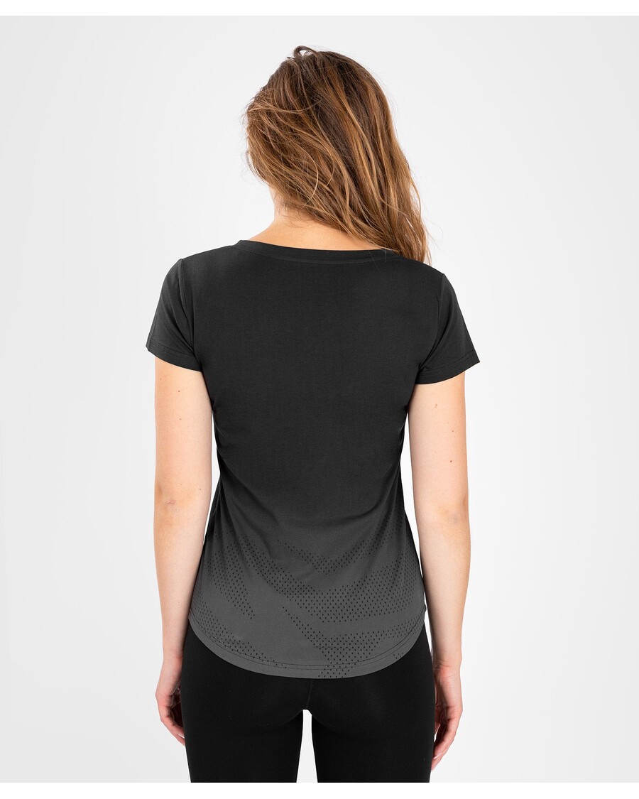 Ufc Venum Authentic Fight Week חולצת טי לנשים עם שרוולים קצרים - שחורה