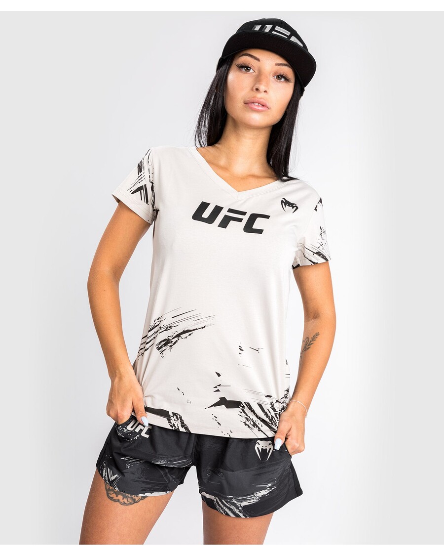 UFC Venum Authentic Fight Week 2.0 Women’s Short Sleeve T-Shirt - Sand