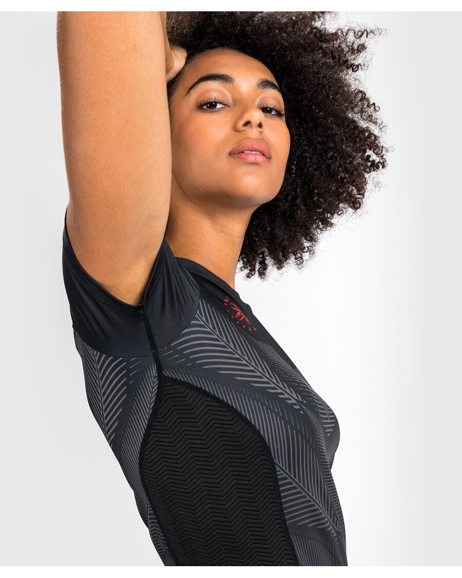 Venum Phantom Dry Tech T シャツ - 女性用 - ブラック/レッド