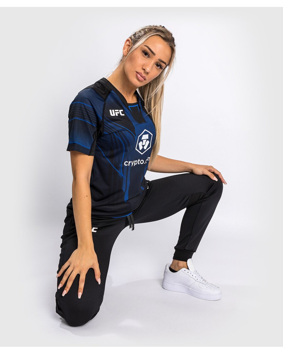 ערכת Ufc Authentic Fight Night 2.0 מאת Venum חולצה לנשים - מהדורת חצות