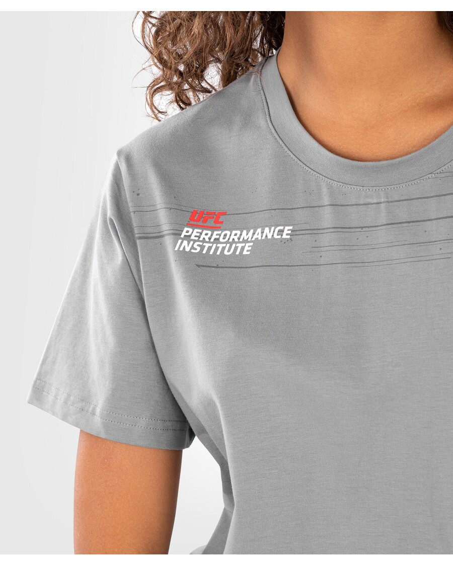 UFC ヴェナム パフォーマンス インスティテュート 2.0 T シャツ グレー