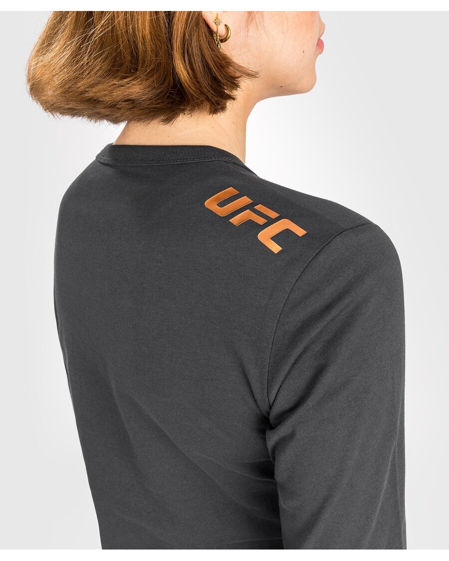 Ufc Adrenaline By Venum Fight Week חולצת כותנה עם שרוולים ארוכים לנשים - אפור פחם