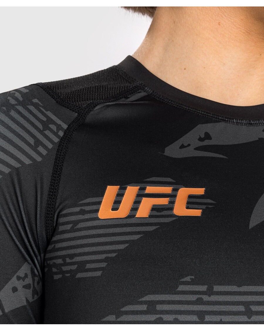 Ufc Adrenaline By Venum Fight Week Rashguard à Manches Longues Pour Femmes - Camouflage Urbain