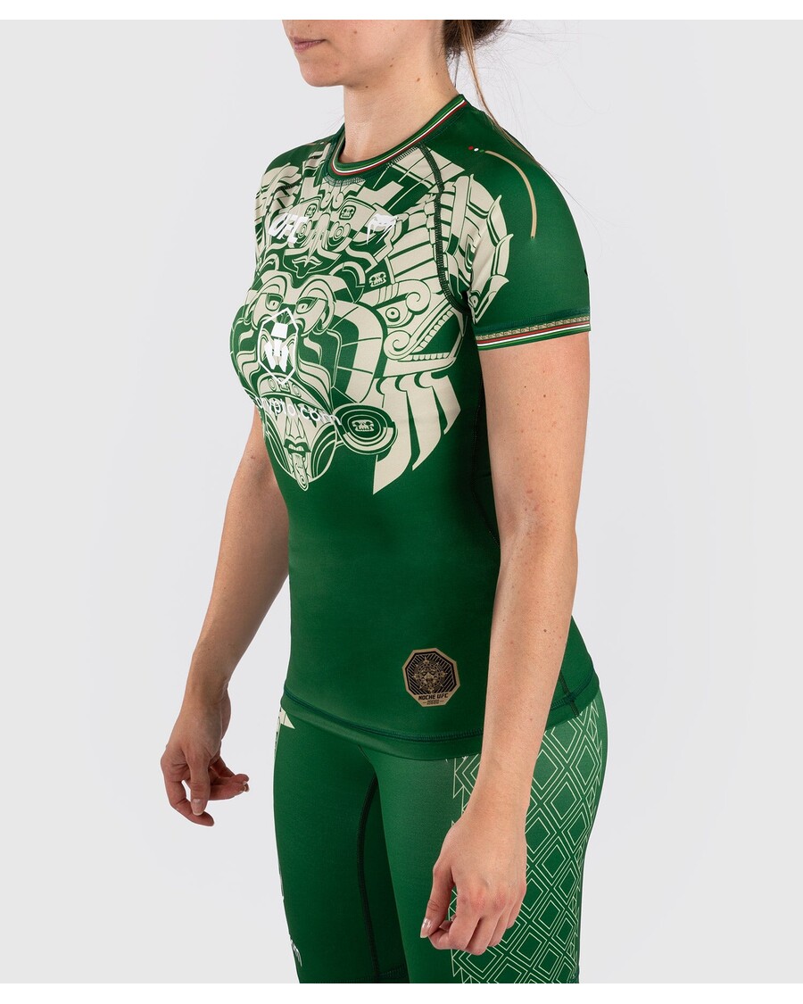 Noche Ufc By Venum オーセンティック ファイト ナイト 女性用パフォーマンス半袖ラッシュガード - グリーン