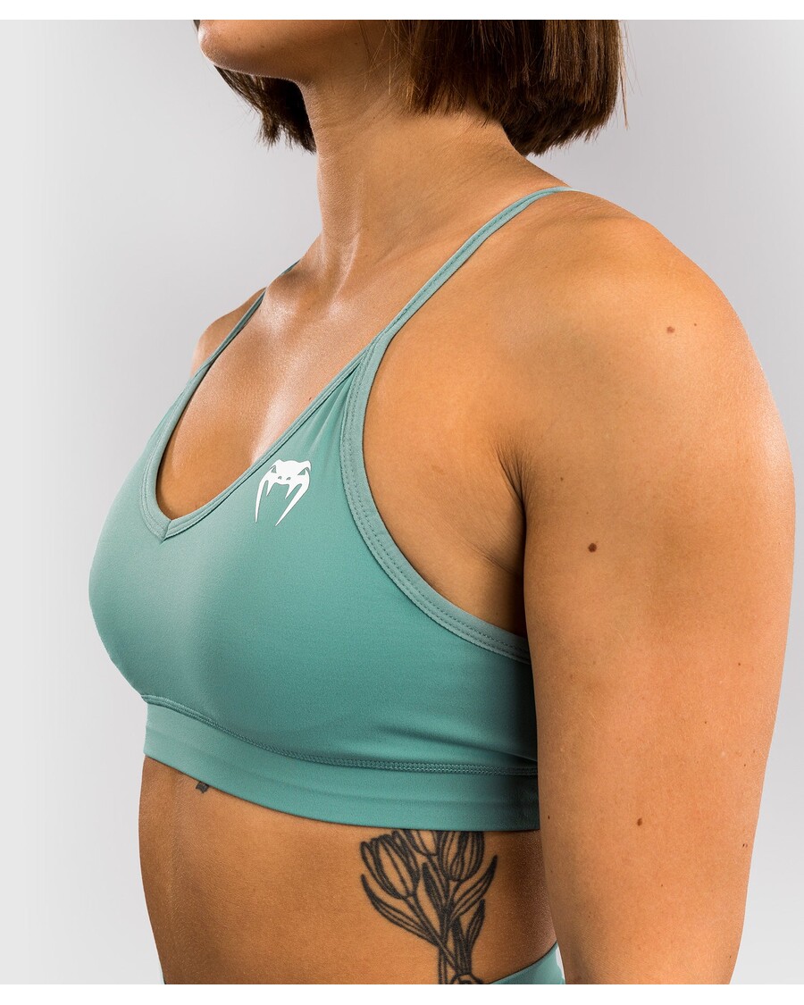 Venum Essential 女性用低衝撃スポーツブラ - アクアグリーン