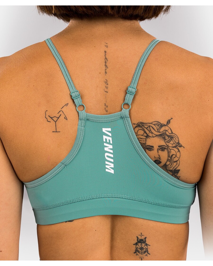 Venum Essential 女性用低衝撃スポーツブラ - アクアグリーン